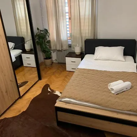 Luxury Ivo With Jacuzzi Near The - Two Bedroom * 포드스트라나
